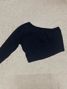 Black Fitted Top