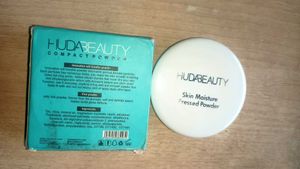 Hudabeauty Compact powder