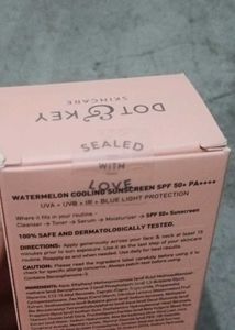 Dot &amp; Key Watermelon Cooling Sunscreen + Freebie