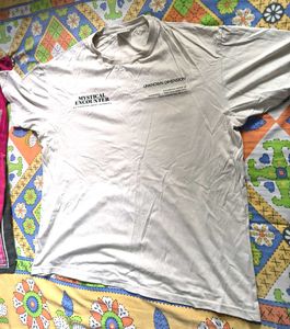 Graphic Print Tee