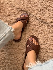 SSS Flats