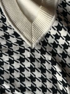 Houndstooth Knit Top