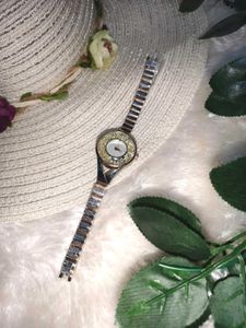 Elegant Women's Watch 🎊🥳Buy One Get 1 Free🥳🎊