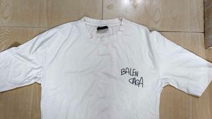 White Balenciaga t-shirt
