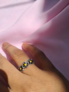 Black Sunflower Ring 🌻