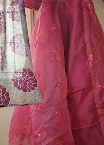 Beautiful  Aesthetic Gown For Party&#39; Wea