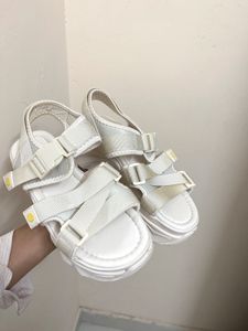 Chunky Velcro Sandal