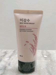 The Face Shop Rice Water FaceWash