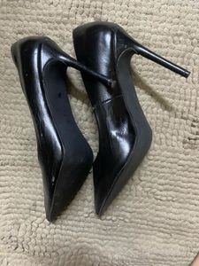 Black Pointed Heels