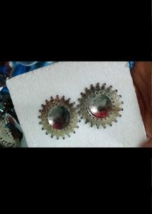 2 Set Of Earing