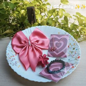 Pink Accessory Set🩷
