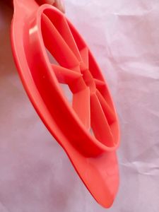 New Apple cutter