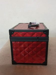 Colorbar Trousseau Box Diamond Cut Design Red