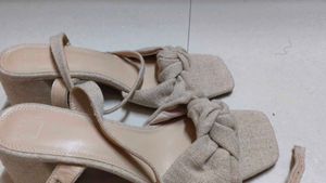 Knot Detail Heeled Sandals