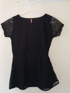 WOMEN TOP