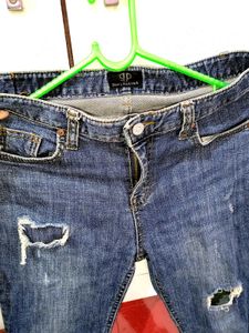 Damaged Jeans