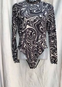 141511. Swirl Print Long Sleeve Bodysuit