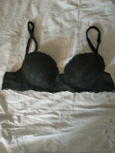 Beautiful Black Under Wire Pushup Imported Bra