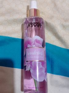 Nykaa  Wanderlust Fragrance Mist 200ml