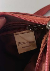 RICH BORN SLING BAG