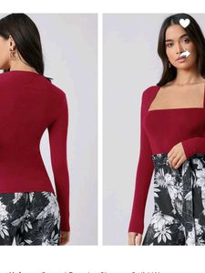 Maroon Square Shaped  Regular Crop Tshirt