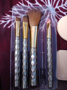 Makeup Tools And Brushes