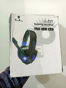 Gaming Headset With Blue Lights