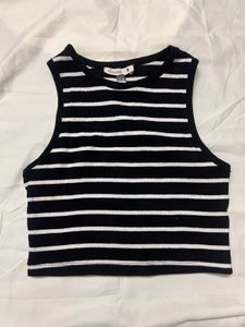 Striped crop-style  Top