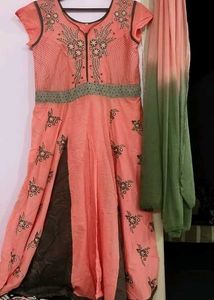 Elegant Peach Embroidered Kurta With Dupatta
