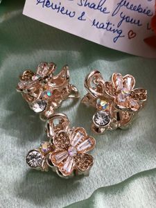 😻Rahnistone Flower Design Clatcher 🫶🏻