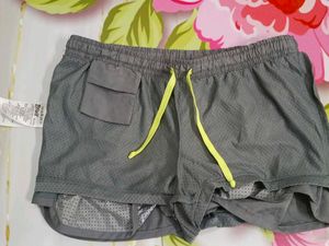 (1200)Gray Athletic Shorts