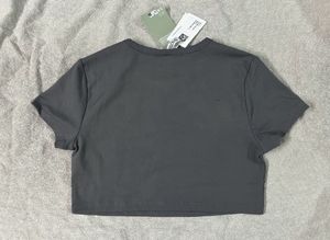 H&amp;M Grey Cropped T-Shirt