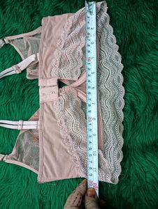 Lace Detail 🇲🇾Bra