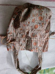 Floral Print Bag Potle Tip