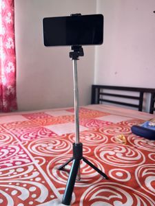 Mini Tripod Stand