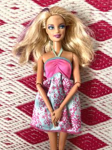 Barbie Fashionista Doll 2012 from Mattel