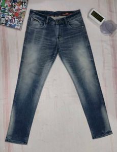 Vintage Wash Jeans.