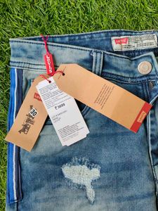 Levis Women Ribbed Jeans
