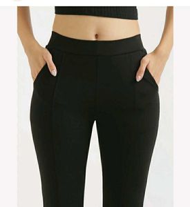 SAADAA Women's 4 Way Stretchable Pant