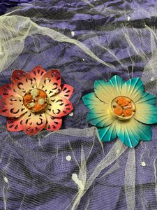 Floral Metal Showpieces 2 piece lotus candle