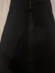 Pinteresty Black Fitted Slit-Dress