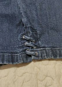 Women Capri Size 36