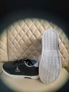 Size 9 Trendy Sneakers