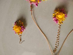 Beautiful Flower Jewellery