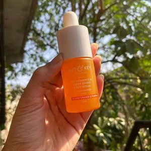 Dot &amp; Key Face Serum