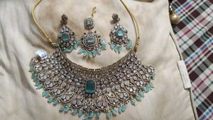 Stunning Necklace Set