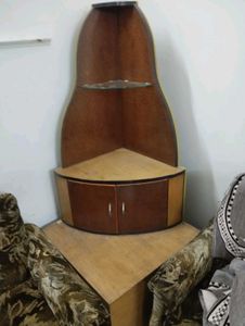 Side Showcase