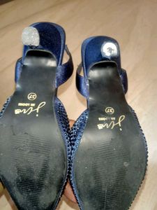 JM Looks pointed toe kitten pumps