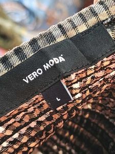 Vera Moda Checked Strappy Crop Top with Tie-Up