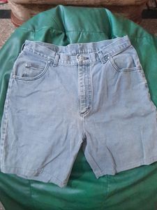 Mens Jean Shorts Size 32 Unused Perfect Condition